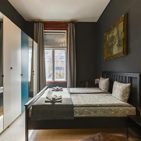 아파트 Westend With Loft Hide Away For Kids- Ac 부다페스트