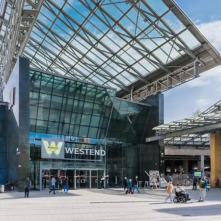 아파트 Westend With Loft Hide Away For Kids- Ac *