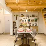 Westend With Loft Hide Away For Kids- Ac *