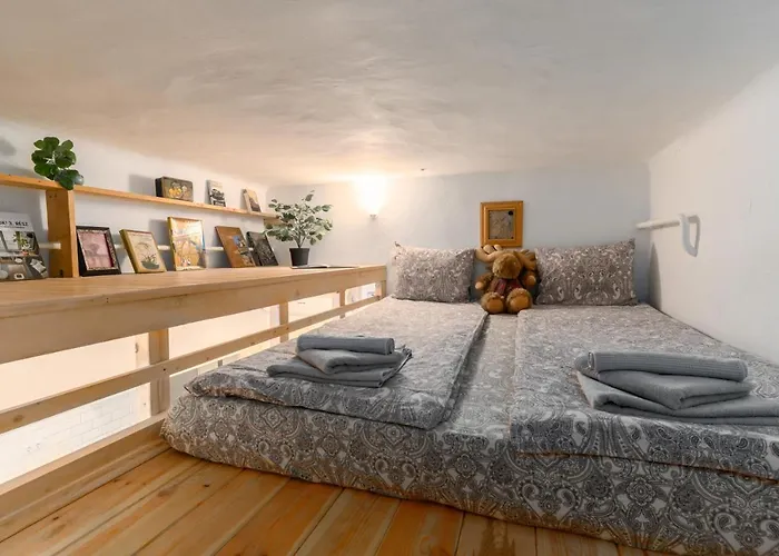 Westend With Loft Hide Away For Kids- Ac Budapesta