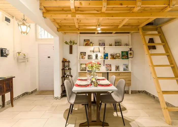 Westend With Loft Hide Away For Kids- Ac *