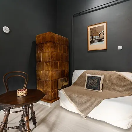 Westend With Loft Hide Away For Kids- Ac Apartmán