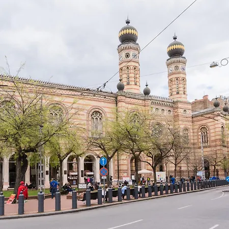 Westend With Loft Hide Away For Kids- Ac