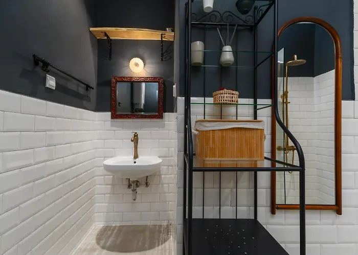 Westend With Loft Hide Away For Kids- Ac * Budapeşte