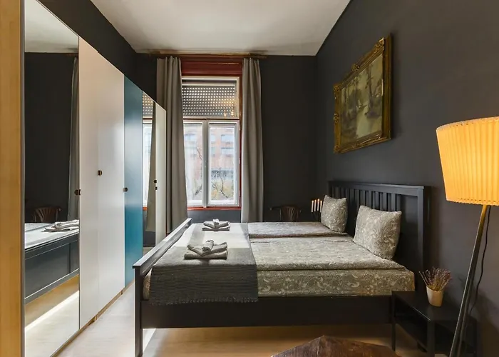 Daire Westend With Loft Hide Away For Kids- Ac Budapeşte